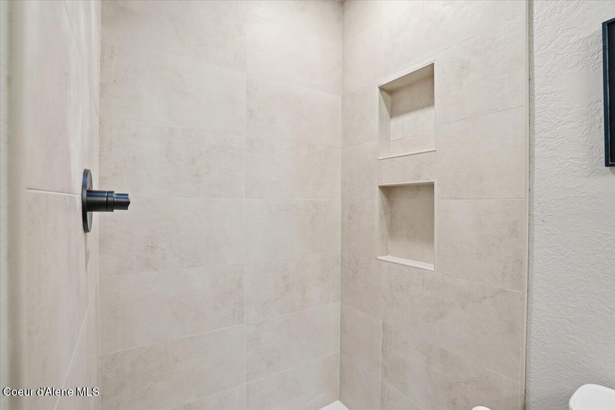 311 South 3rd Avenue Sandpoint, ID 83864 - Photo 15 of 30 18-311 S 3rd Ave_RedHogMedia