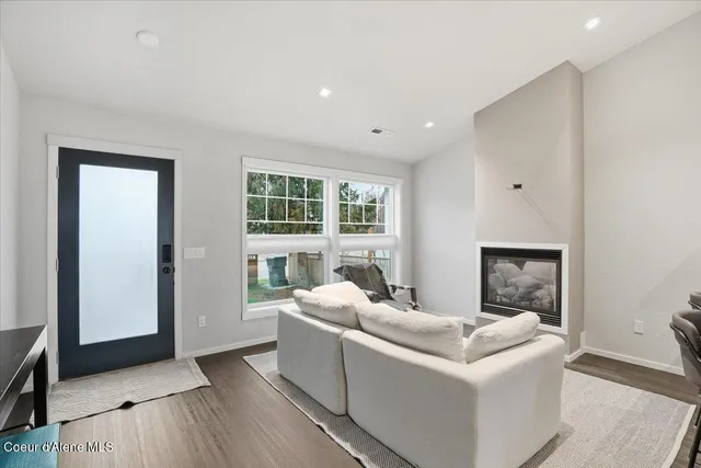 $649,000 | 311 South 3rd Avenue, Sandpoint, ID 83864