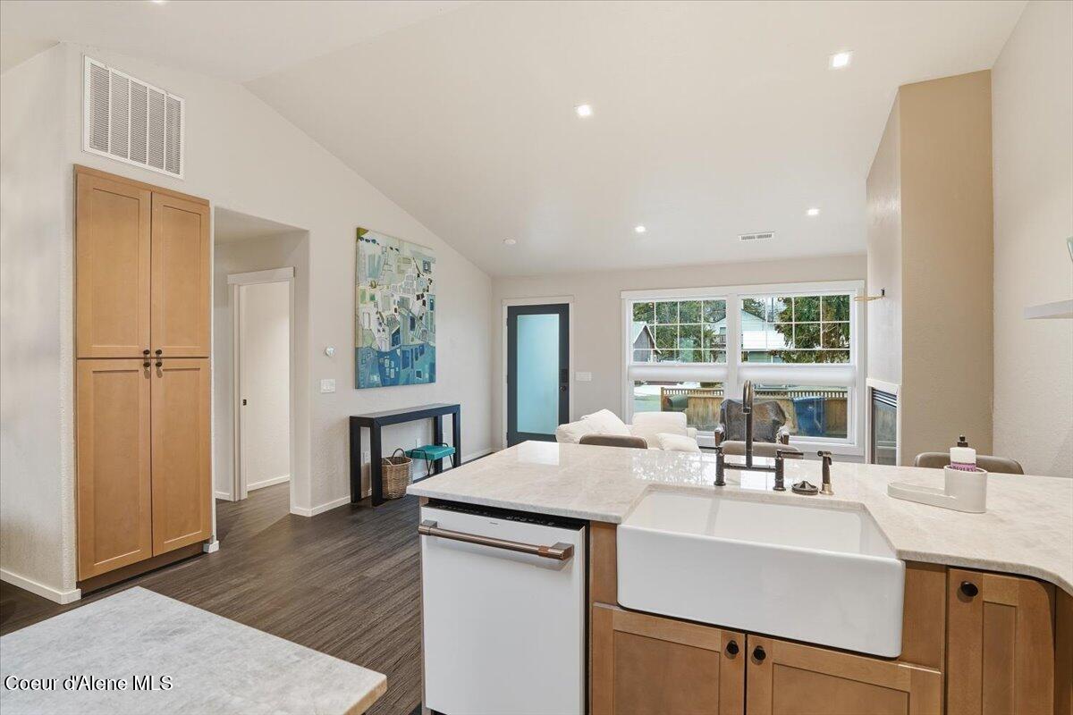 311 South 3rd Avenue Sandpoint, ID 83864 - Photo 9 of 30 12-311 S 3rd Ave_RedHogMedia