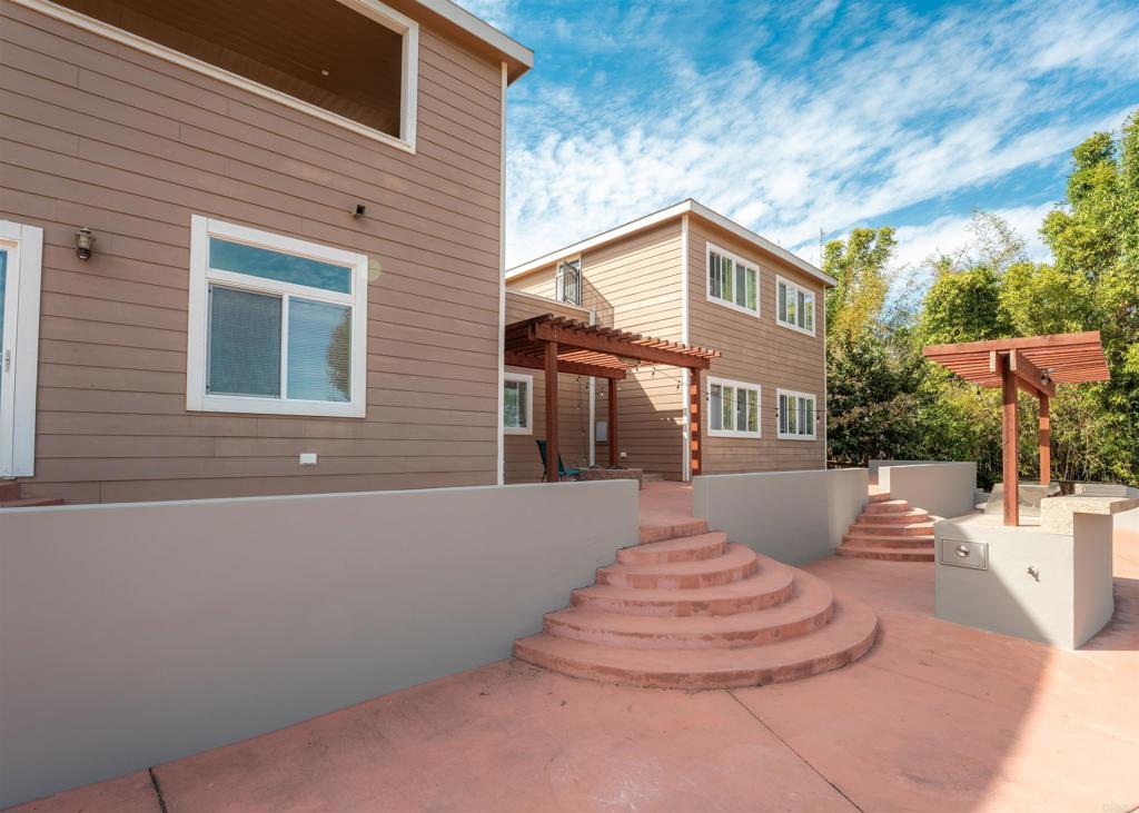 441 Rancho Santa Fe Road Encinitas, CA 92024 - Photo 7 of 16