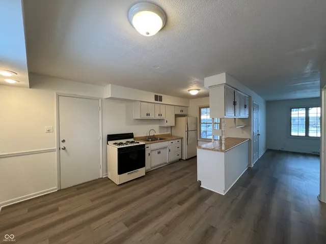 $169,900 | 2430 Dover Street, Anderson, IN 46013