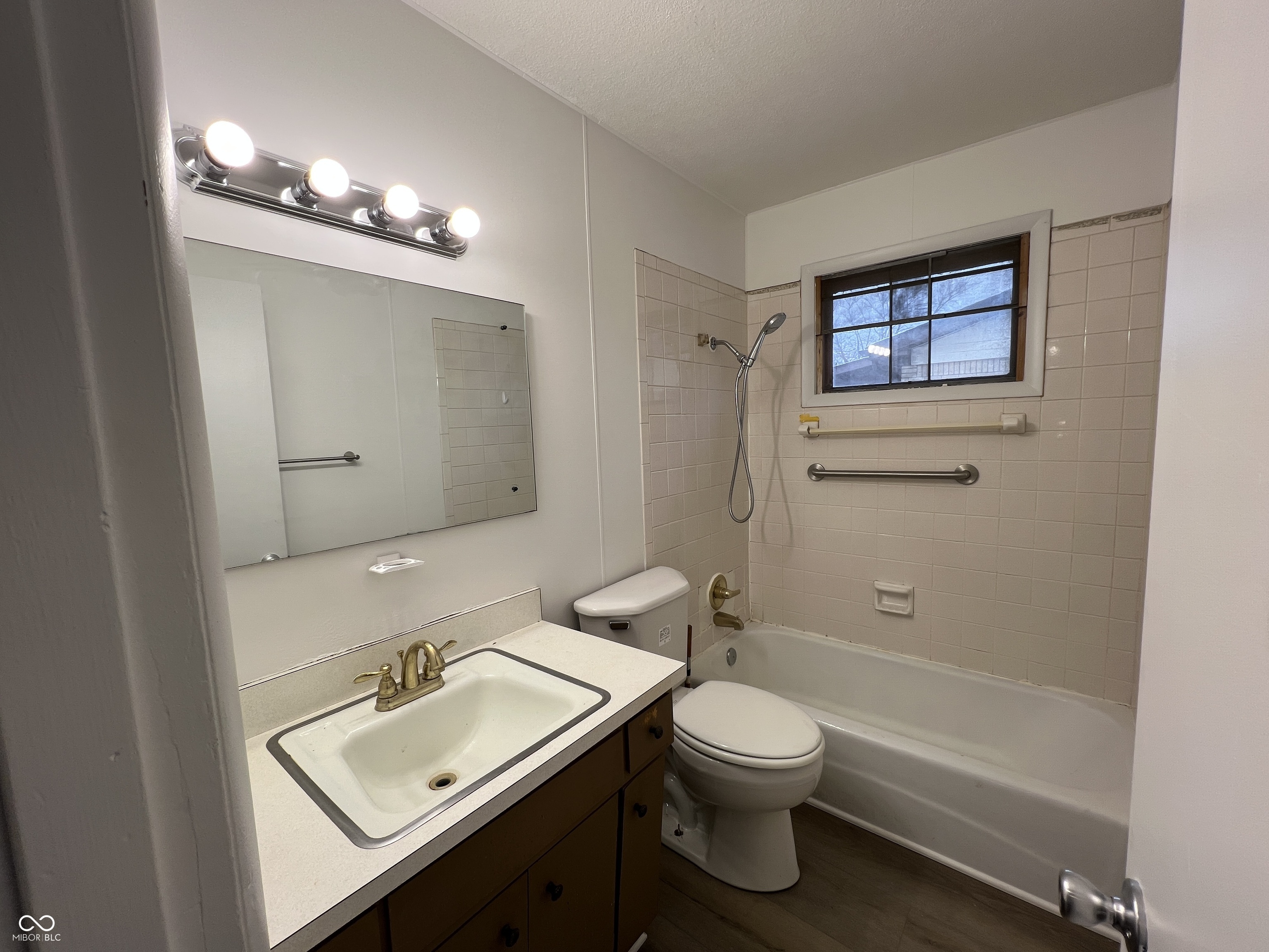 2430 Dover Street Anderson, IN 46013 - Photo 20 of 31