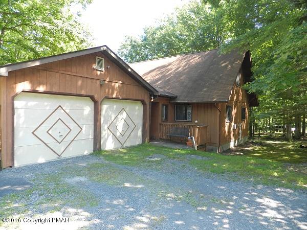 1103 Falls Road Bushkill, PA 18324 - Photo 1 of 17 Carol Hernandez Front