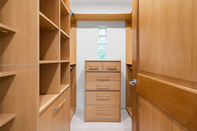 $13,900 | 2085 Ixora Road, North Miami, FL 33181