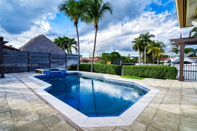 $13,900 | 2085 Ixora Road, North Miami, FL 33181