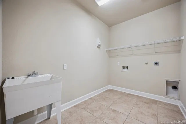 $855,000 | 322 Eugene Sasser, San Antonio, TX 78260