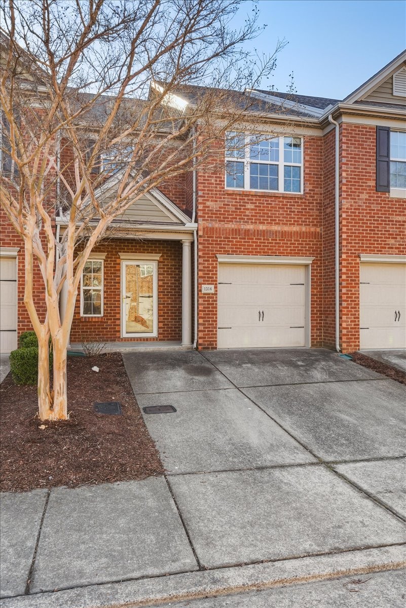 1314 Crown Point Place Nashville, TN 37211 - Photo 3 of 35