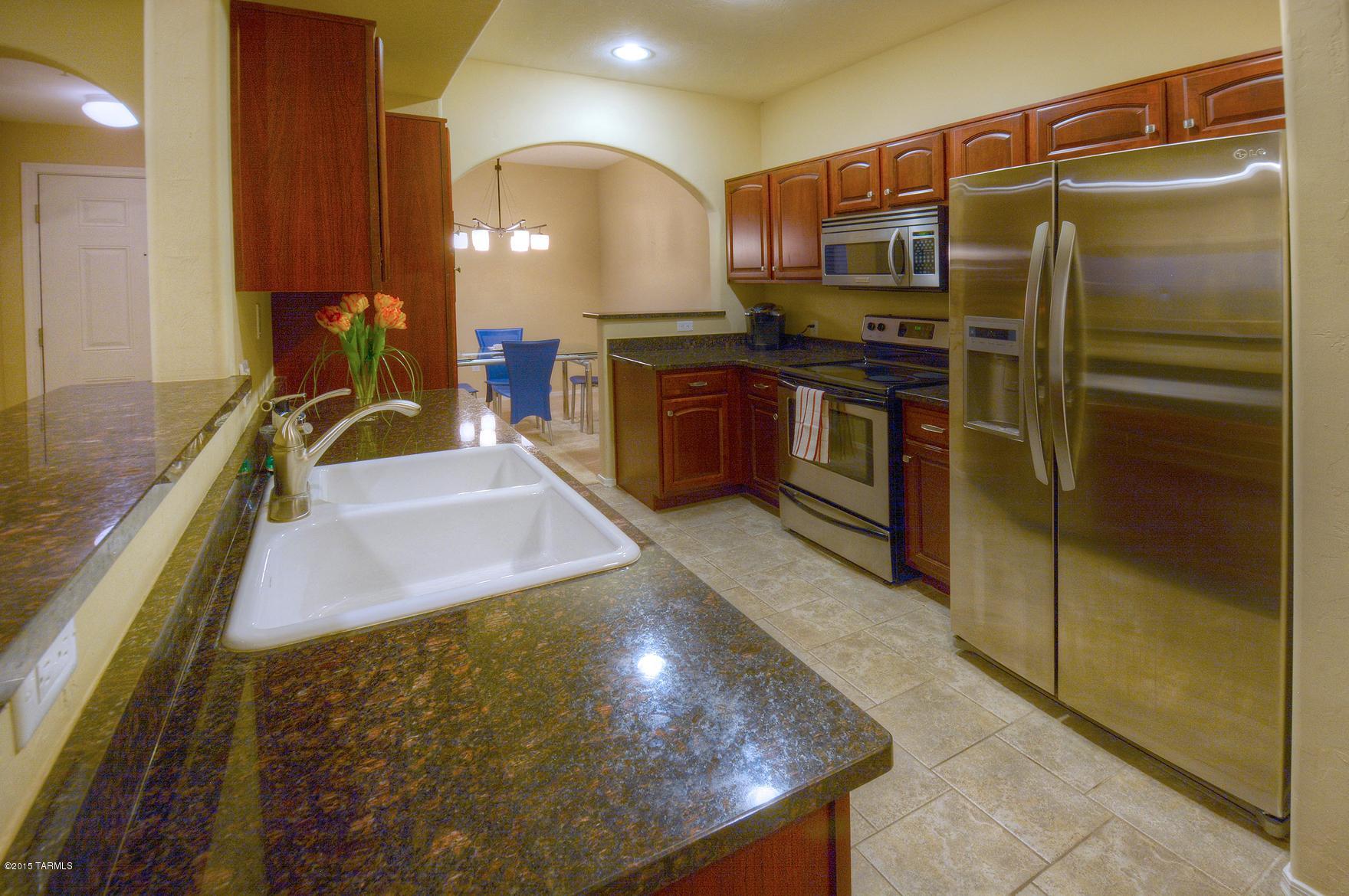 2550 East River Road, Unit 12206 Tucson, AZ 85718 - Photo 5 of 11