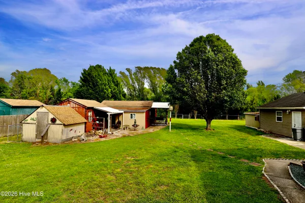 $300,000 | 1373 Lambs Grove Road, Elizabeth City, NC 27909