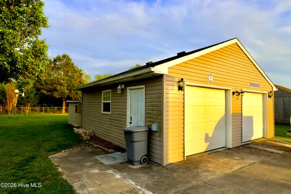 $300,000 | 1373 Lambs Grove Road, Elizabeth City, NC 27909