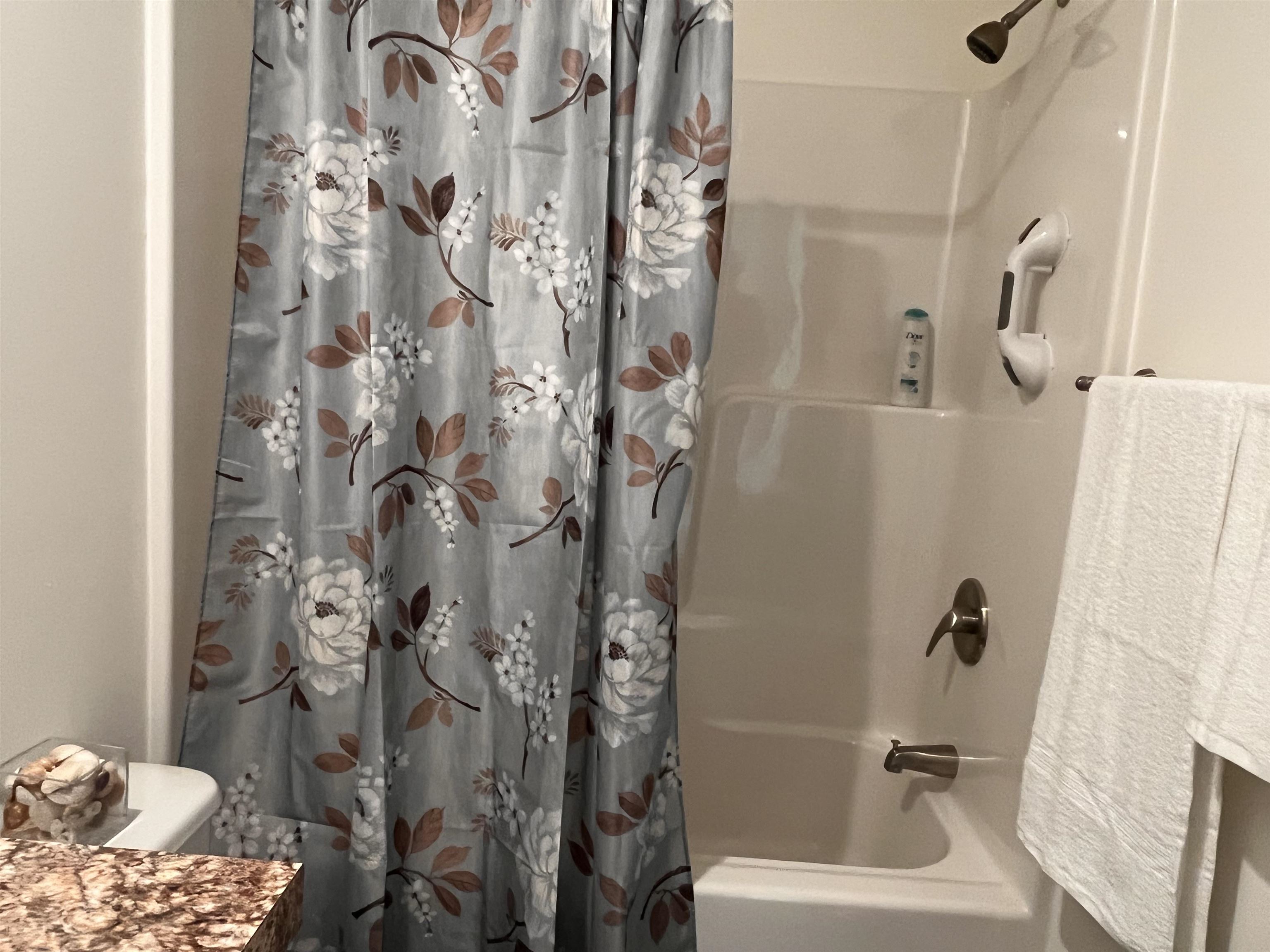 17 Colonial Drive Troy, NH 03465 - Photo 12 of 37