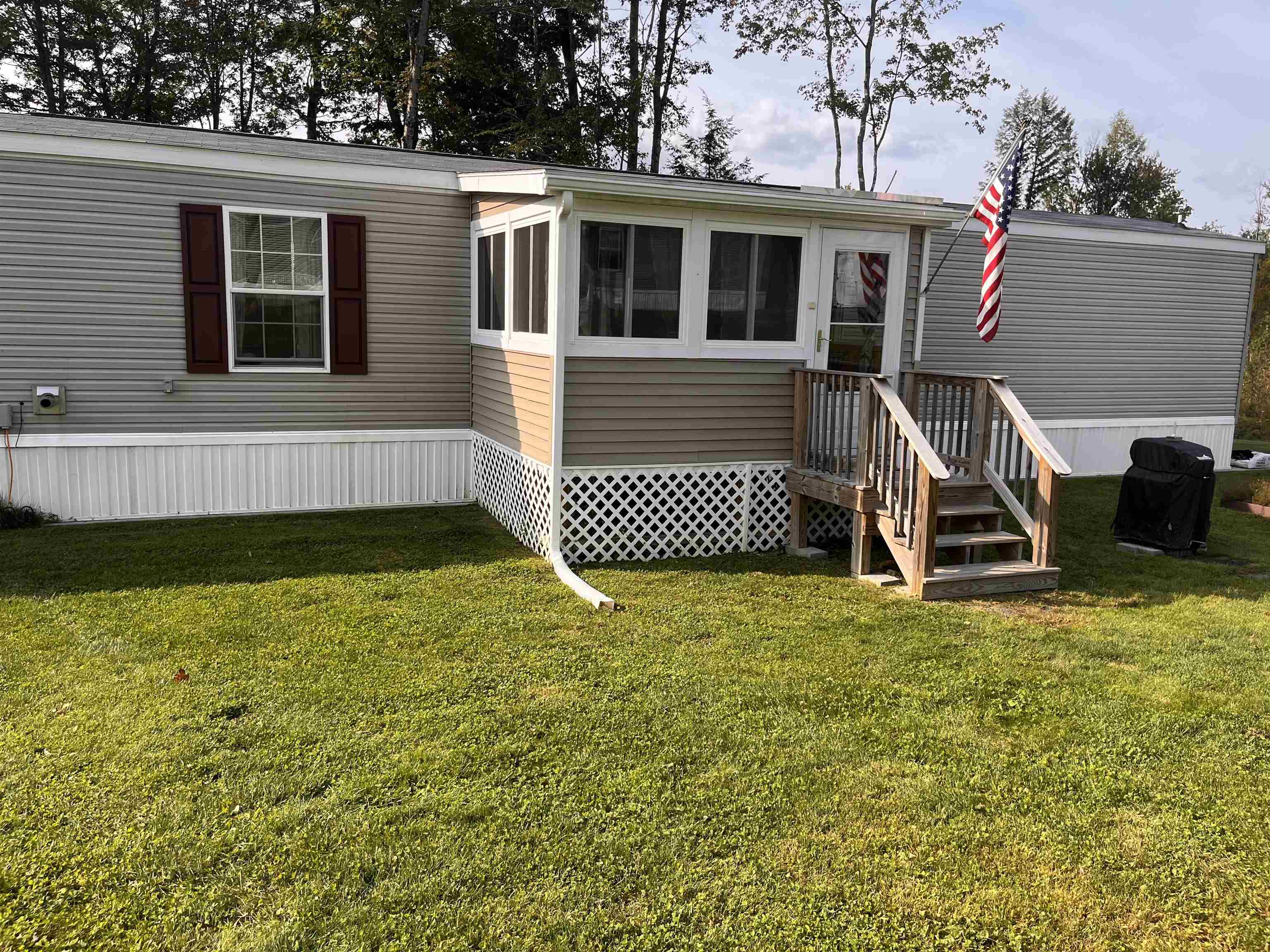 17 Colonial Drive Troy, NH 03465 - Photo 2 of 37