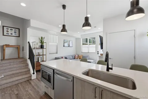 $575,000 | 5105 West 38th Avenue, Unit 8, Denver, CO 80212