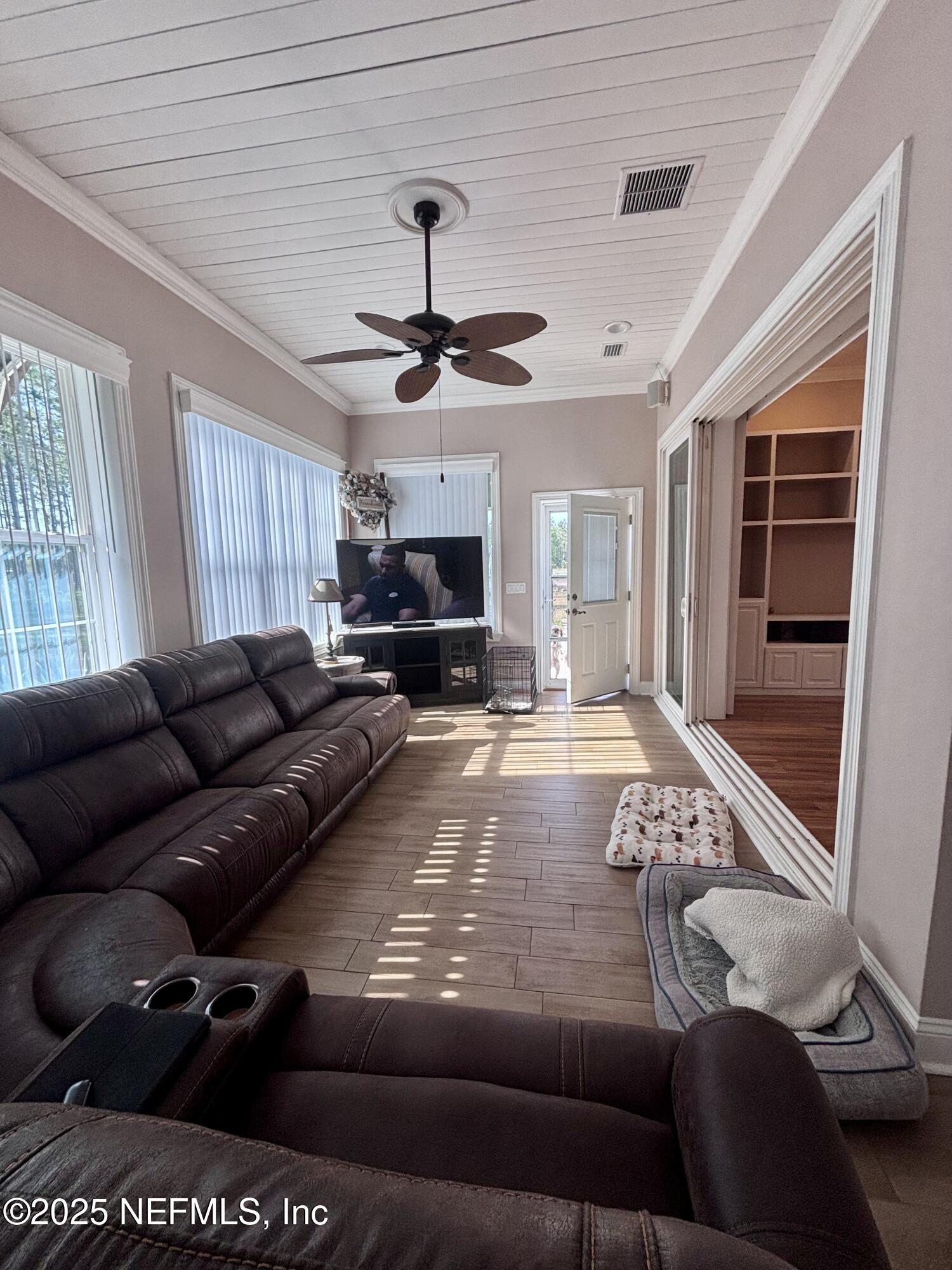 3215 Jane Lane Hilliard, FL 32046 - Photo 16 of 35 IMG_1848