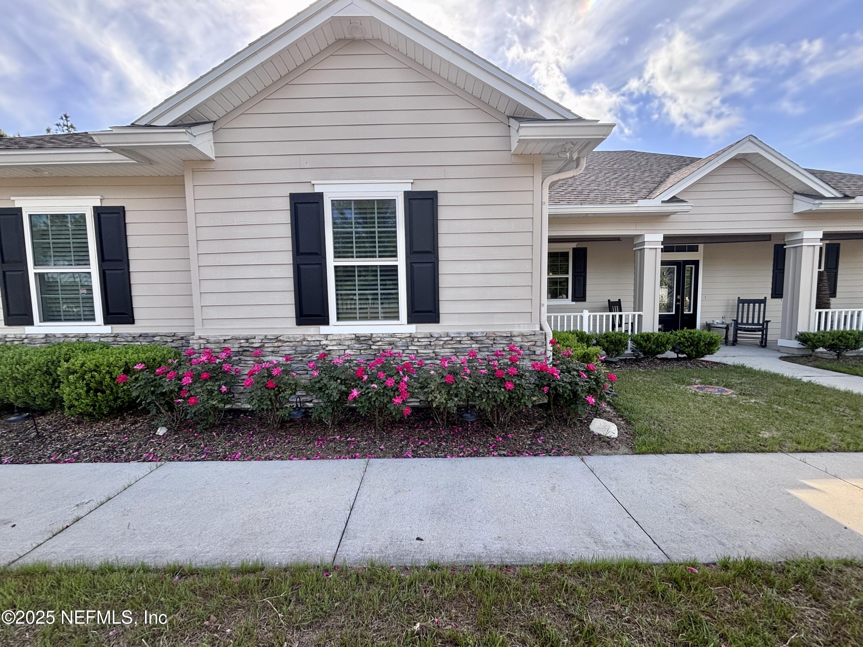 3215 Jane Lane Hilliard, FL 32046 - Photo 3 of 35 IMG_1821