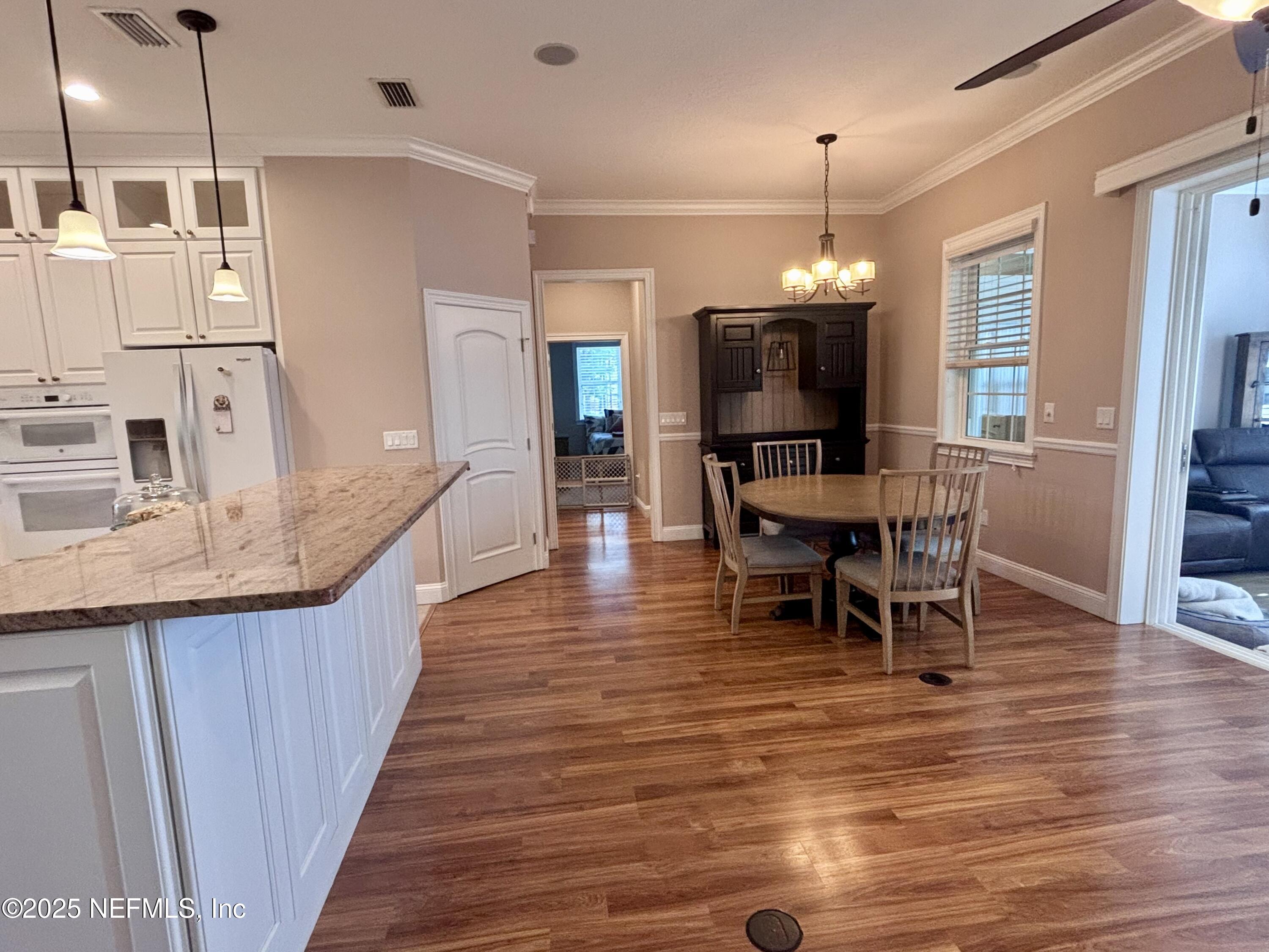 3215 Jane Lane Hilliard, FL 32046 - Photo 7 of 35 IMG_1828