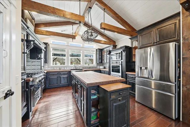 $995,000 | 5200 Country Farms Lane, Anderson, CA 96007