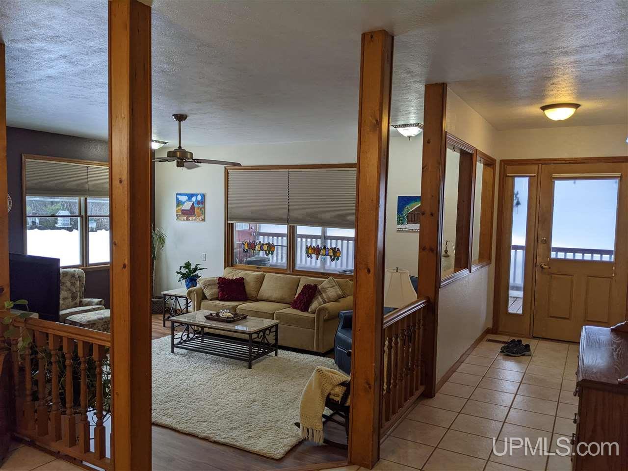 160 Miller Road Gwinn, MI 49841 - Photo 3 of 27