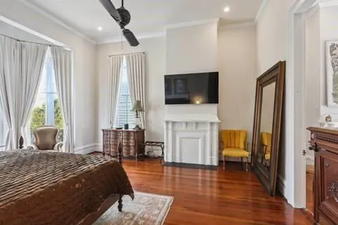 $6,000 | 1229 Annunciation Street, New Orleans, LA 70130