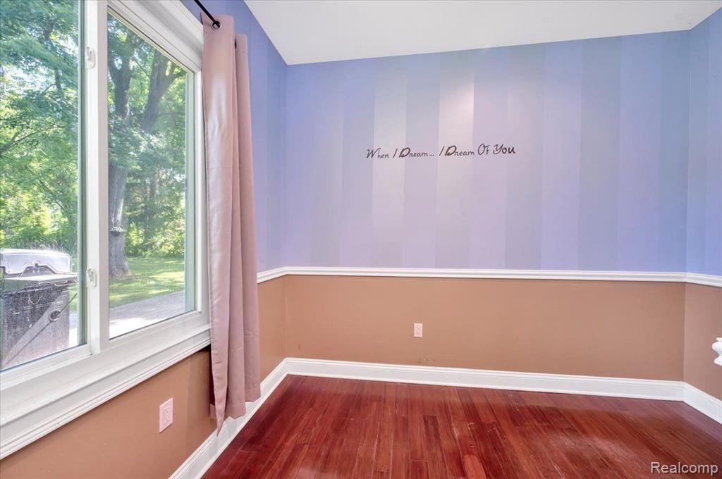 2930 Clarkston Road Lake Orion, MI 48362 - Photo 22 of 26 Gallery Image 22