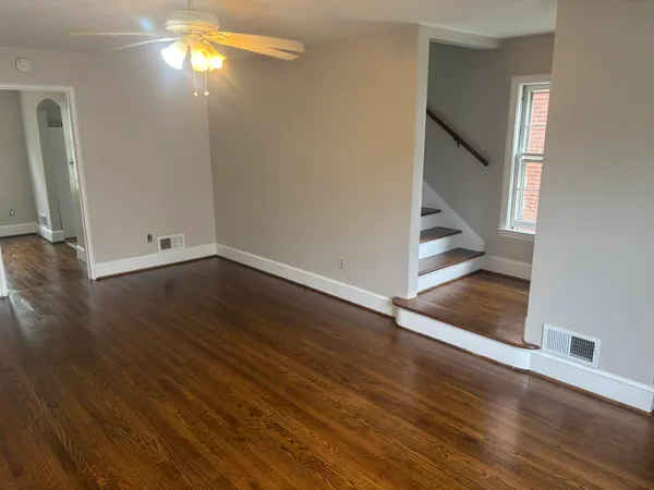 $1,350 | 2432 Brandon Avenue Southwest, Roanoke, VA 24015