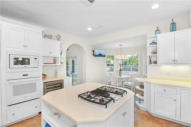 $1,725,000 | 4751 Northeast Spinnaker Point Place, Stuart, FL 34996