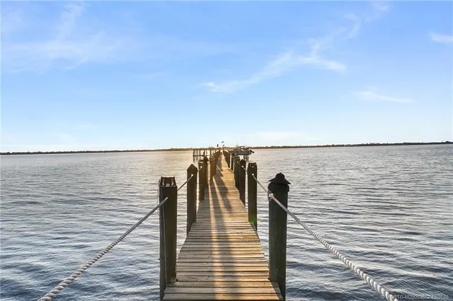 $1,725,000 | 4751 Northeast Spinnaker Point Place, Stuart, FL 34996