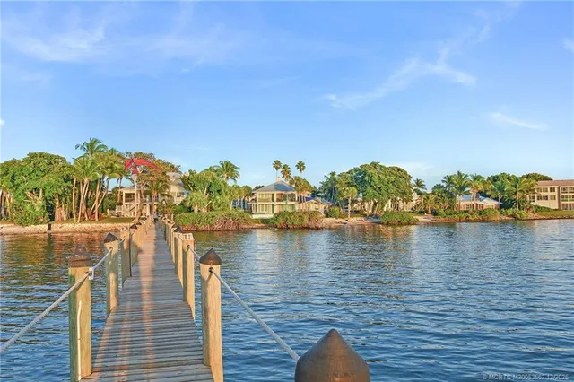 $1,725,000 | 4751 Northeast Spinnaker Point Place, Stuart, FL 34996