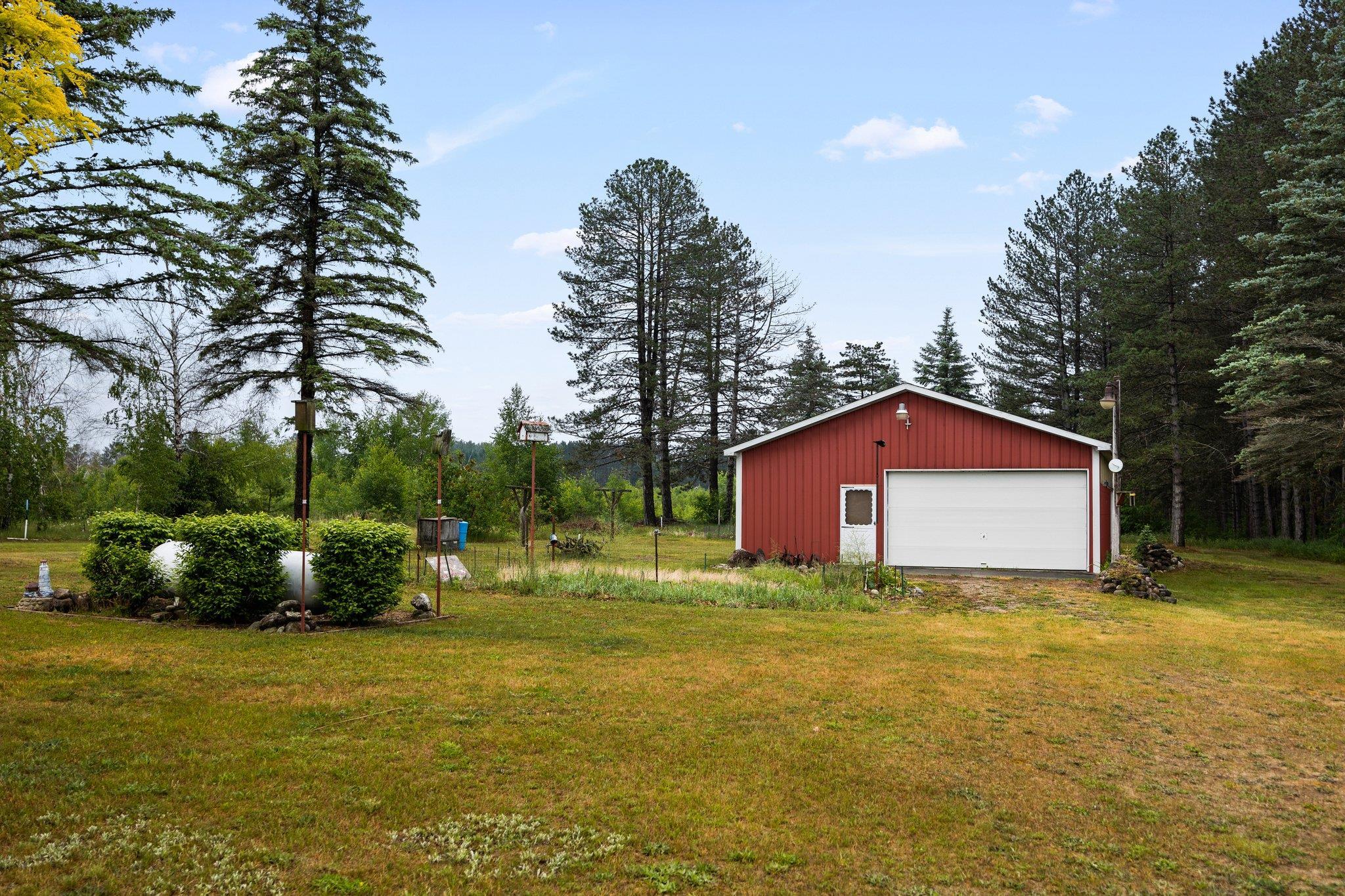 1189 Boardman Road Southwest South Boardman, MI 49680 - Photo 17 of 26 1921436-826A2789-CF13-4E08-B0C4-9DA5F11EA96E.JPG