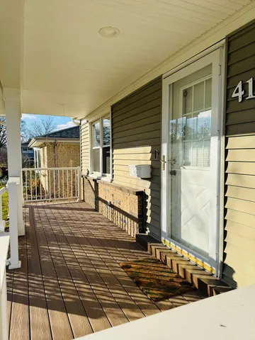 a view of a house with a outdoor space