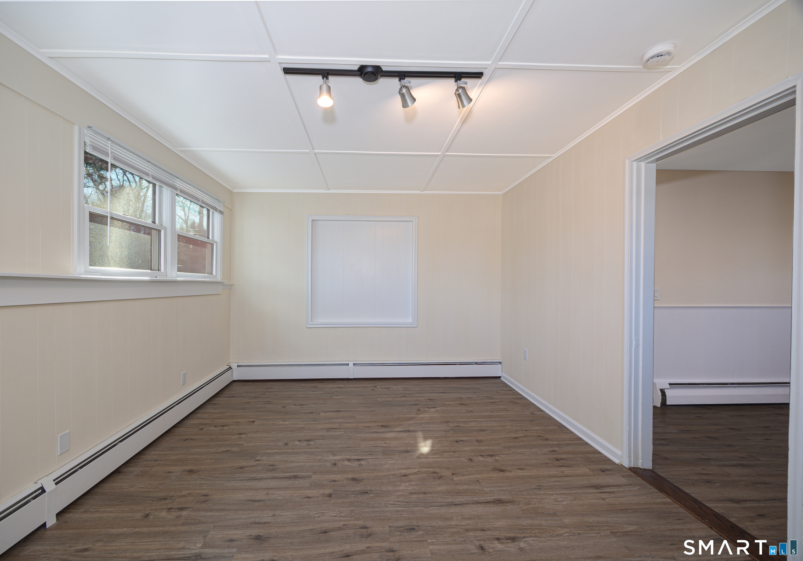 55 Glendale Road Stamford, CT 06905 - Photo 12 of 25