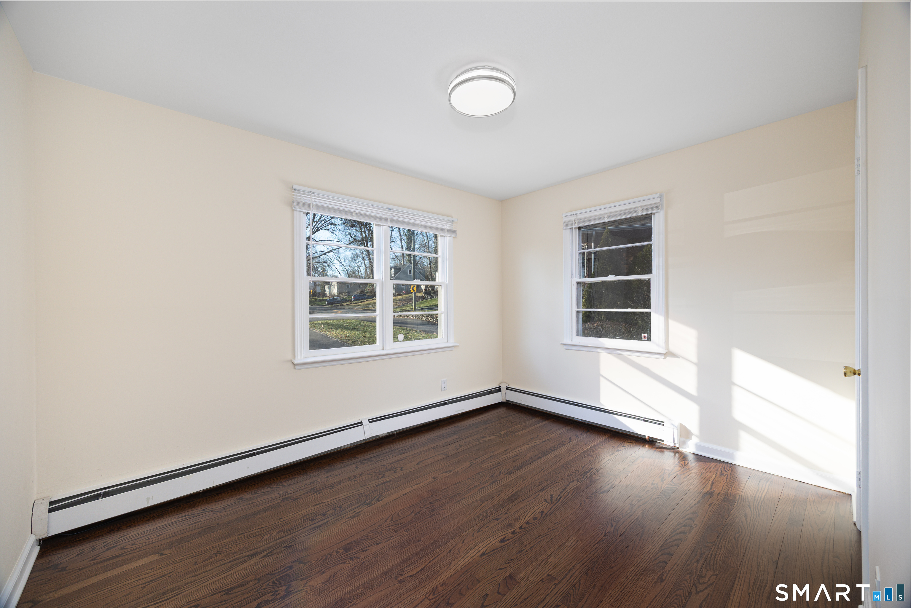 55 Glendale Road Stamford, CT 06905 - Photo 15 of 25 Primary Bedroom + Full bath