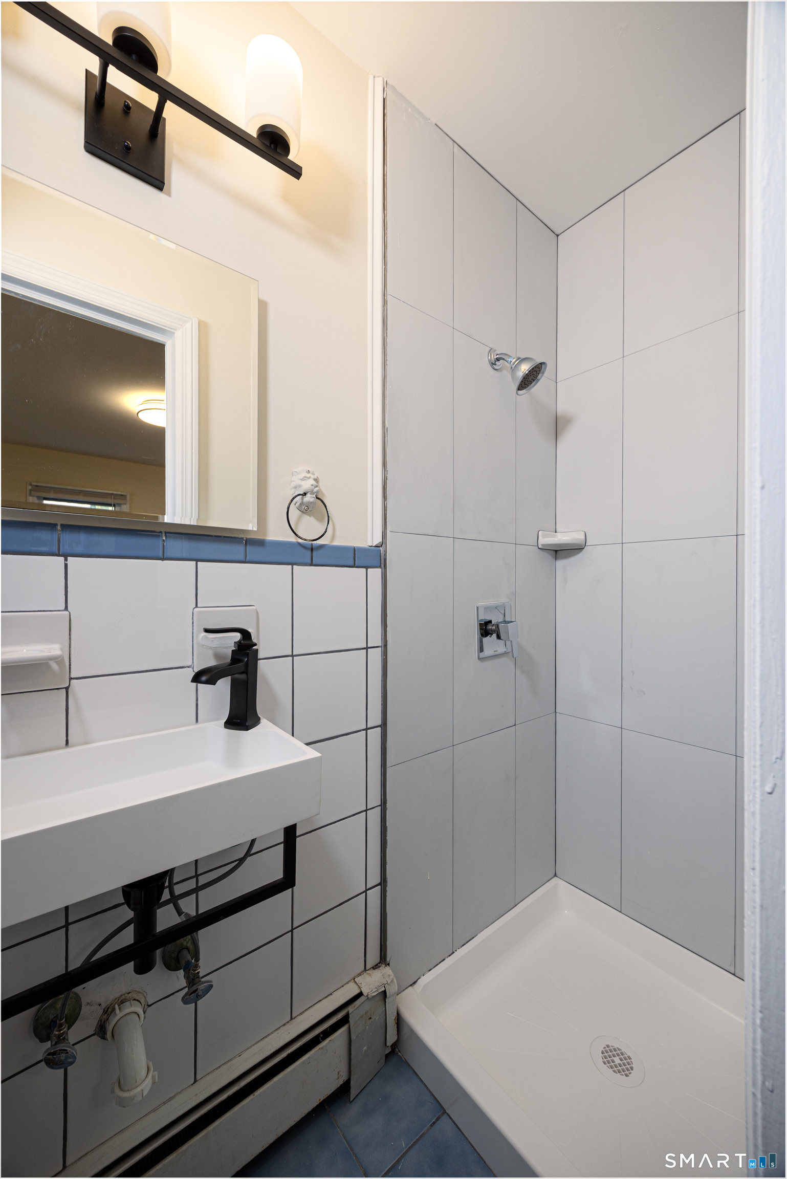 55 Glendale Road Stamford, CT 06905 - Photo 16 of 25 Primary Bath