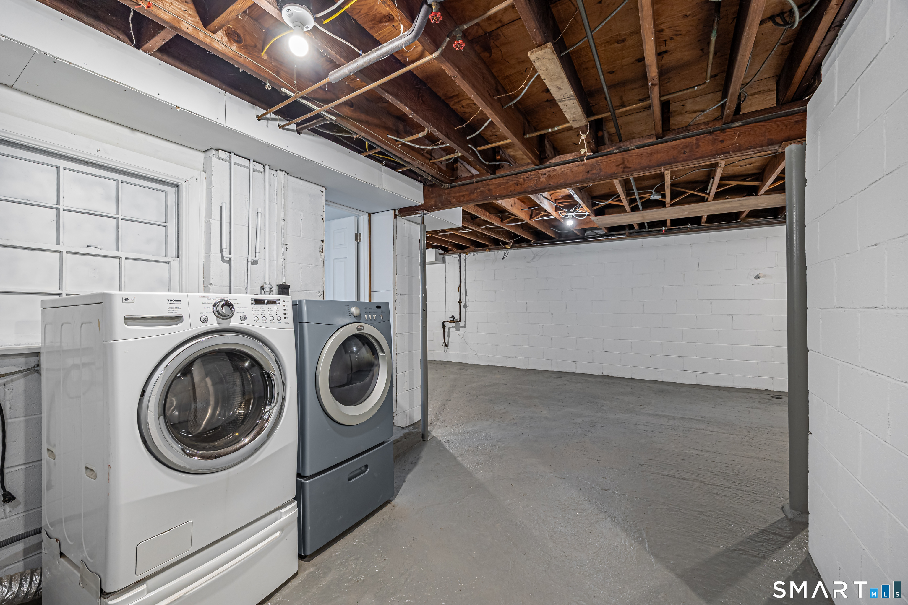 55 Glendale Road Stamford, CT 06905 - Photo 21 of 25 Laundry in full basement