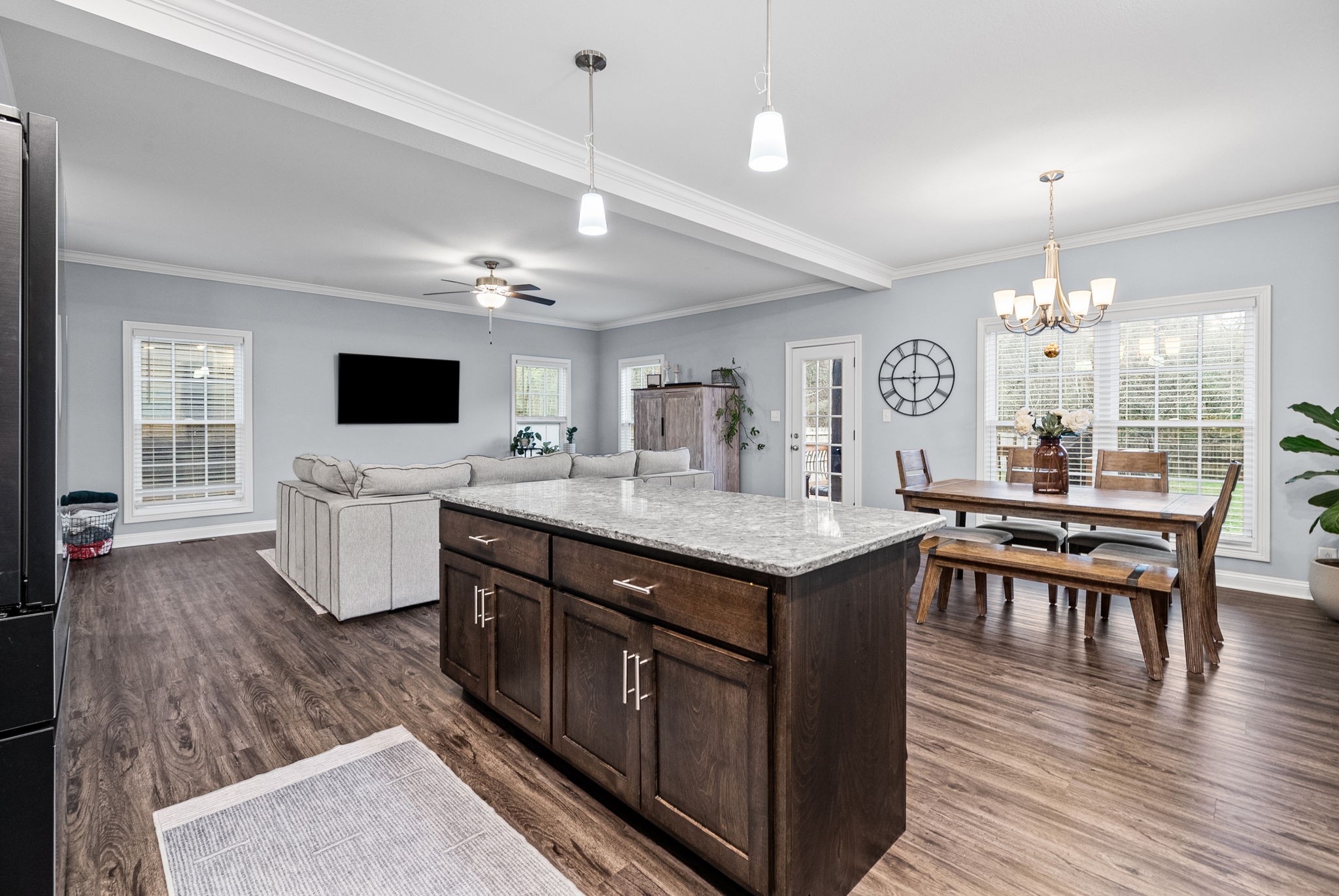 1677 Rains Road Clarksville, TN 37042 - Photo 14 of 36 Gallery Image 14