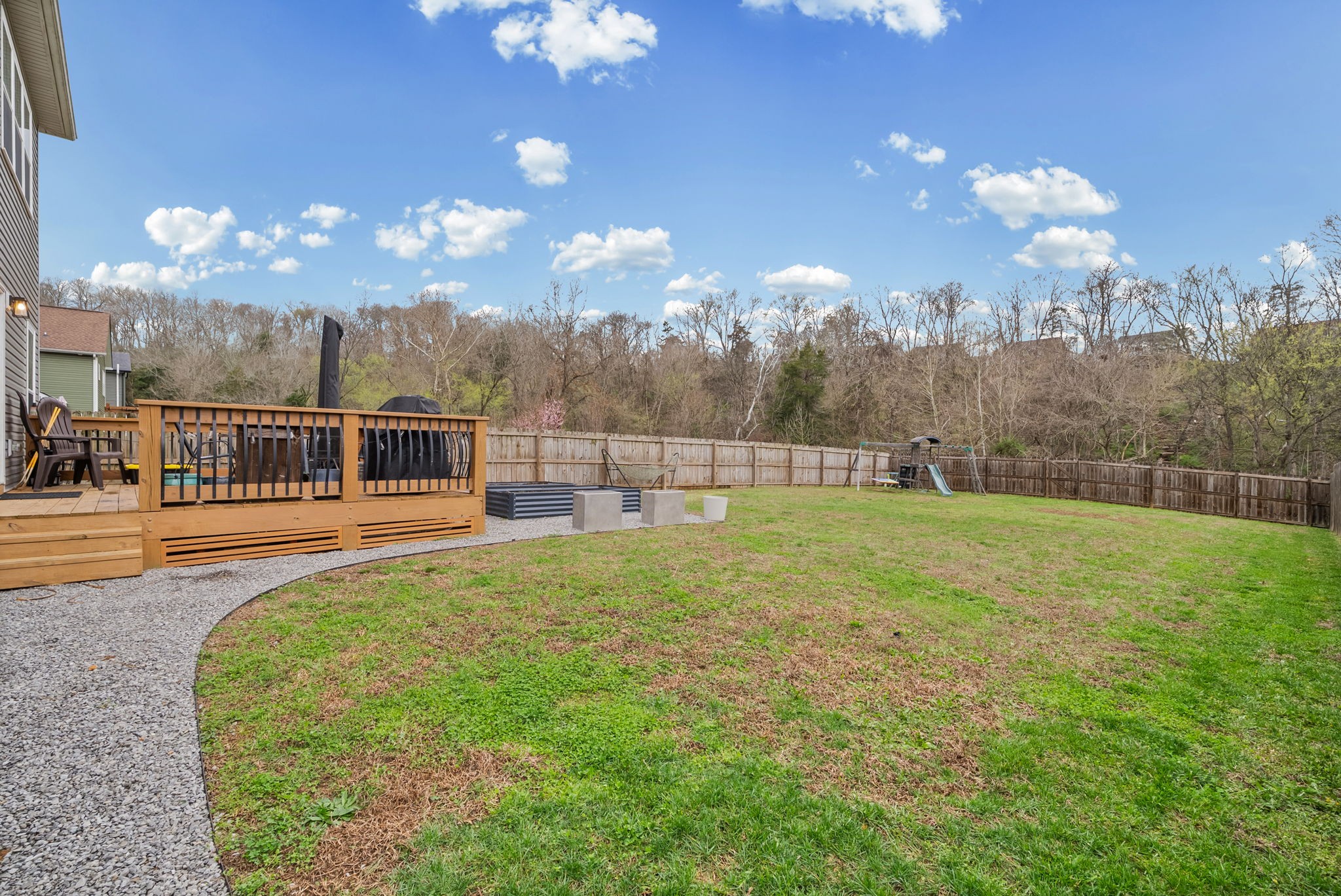 1677 Rains Road Clarksville, TN 37042 - Photo 32 of 36 Gallery Image 32