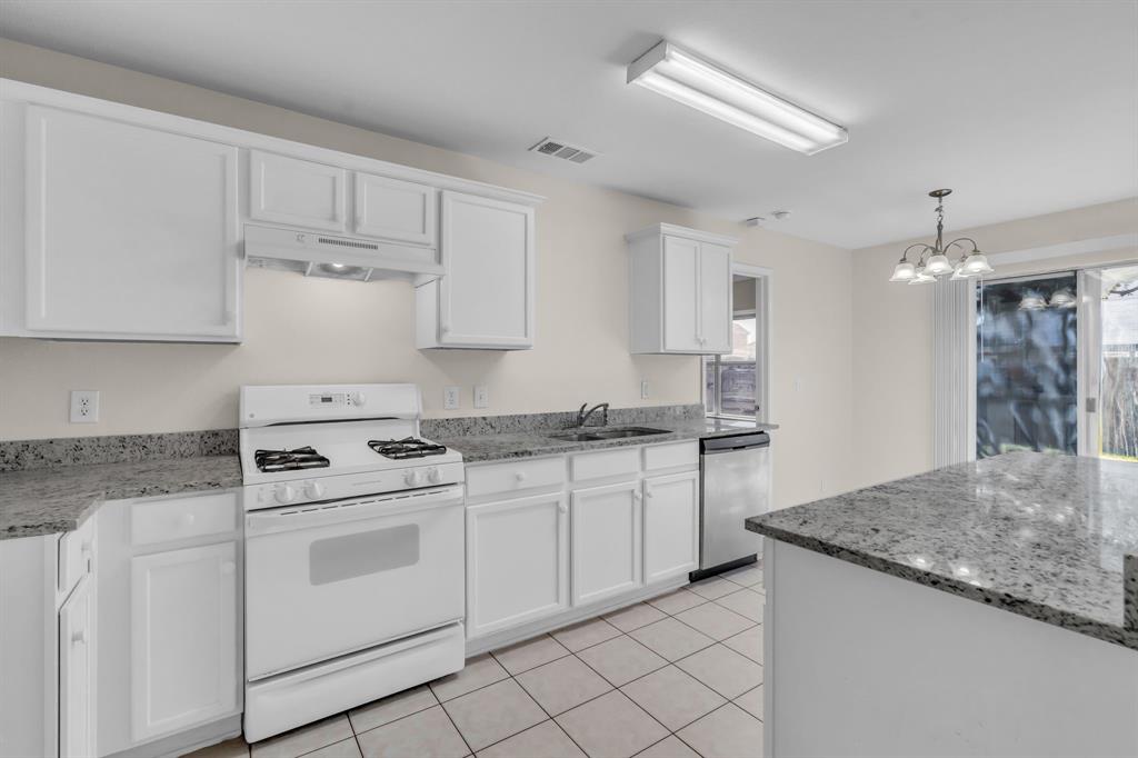 2312 Tailburton Court Little Elm, TX 75068 - Photo 19 of 34