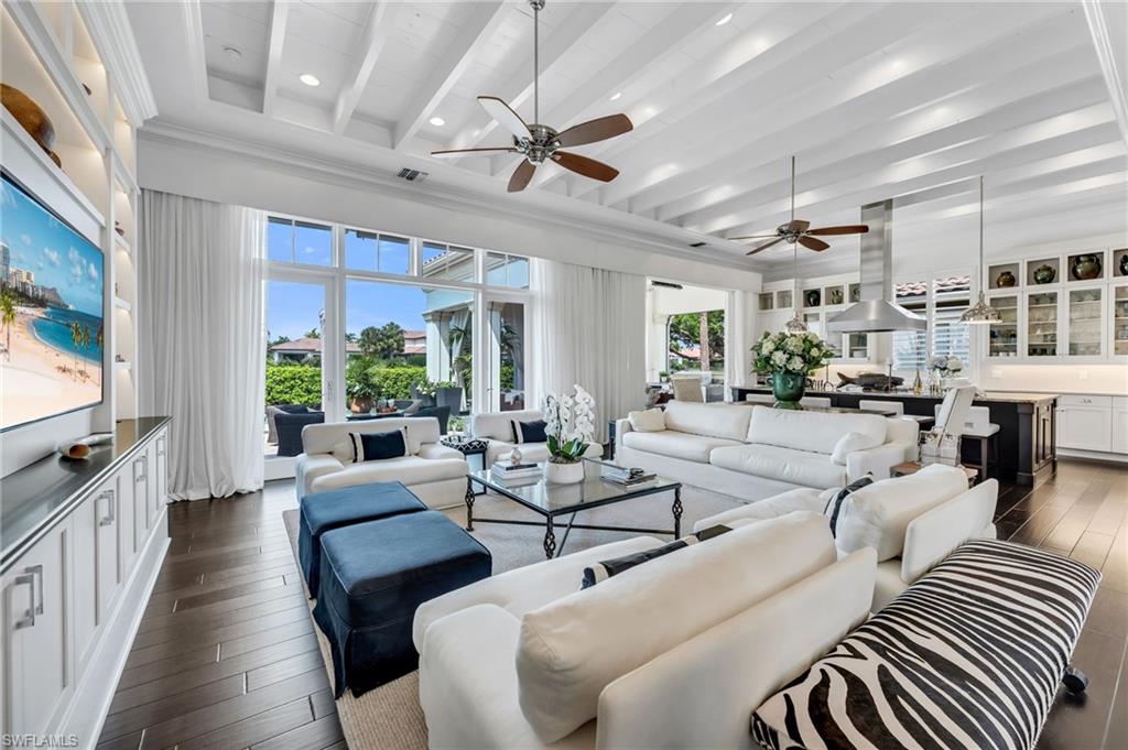 2157 Asti Court Naples, FL 34105 - Photo 10 of 29