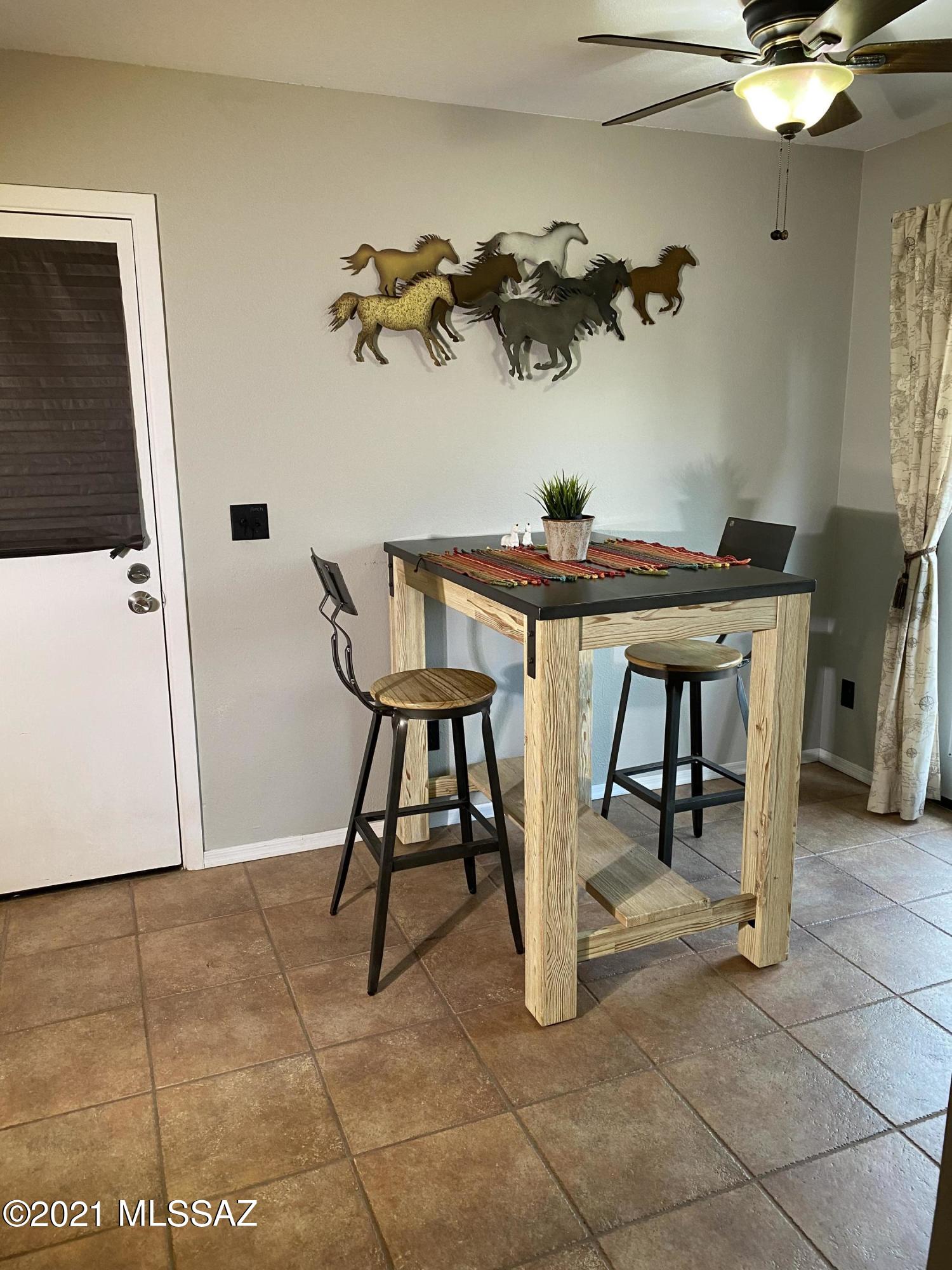 303 East Roger Road Tucson, AZ 85705 - Photo 9 of 23