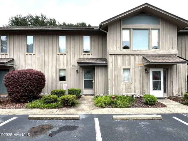 $1,800 | 940 Linden Road, Unit 19, Pinehurst, NC 28374