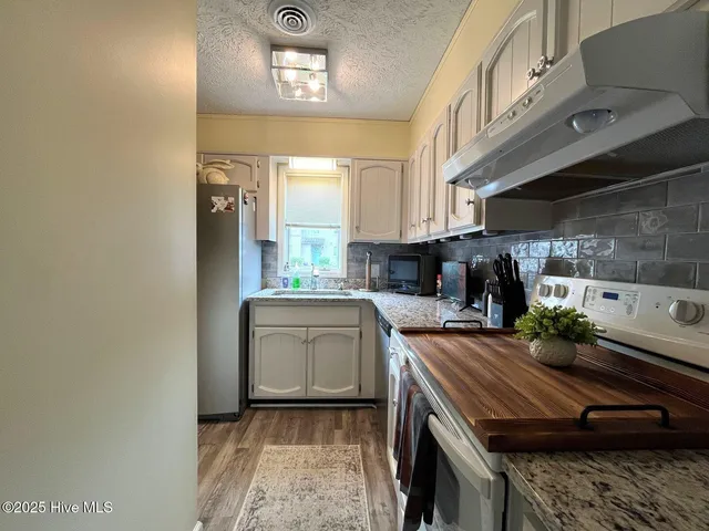 $1,800 | 940 Linden Road, Unit 19, Pinehurst, NC 28374