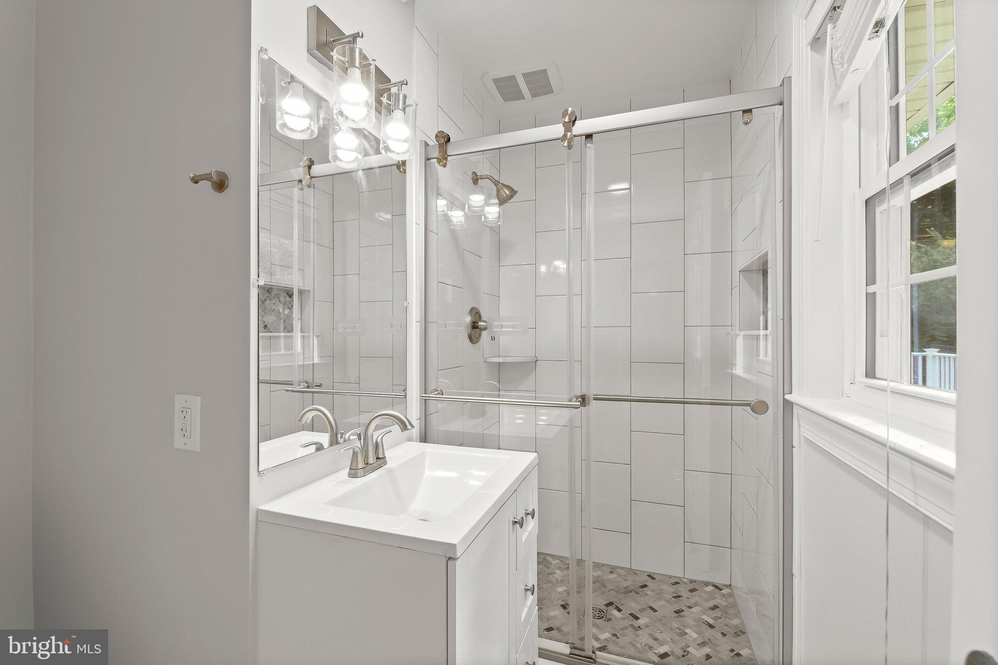 8533 High Ridge Road Ellicott City, MD 21043 - Photo 21 of 47 Renovated En-Suite Full Bath