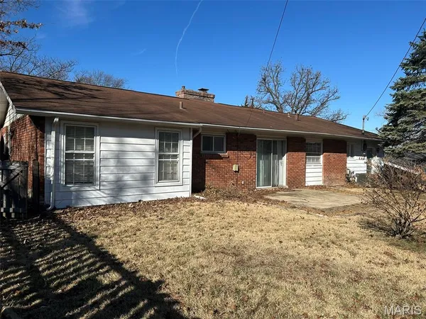 $2,185 | 1750 Schuetz Road, St. Louis, MO 63146