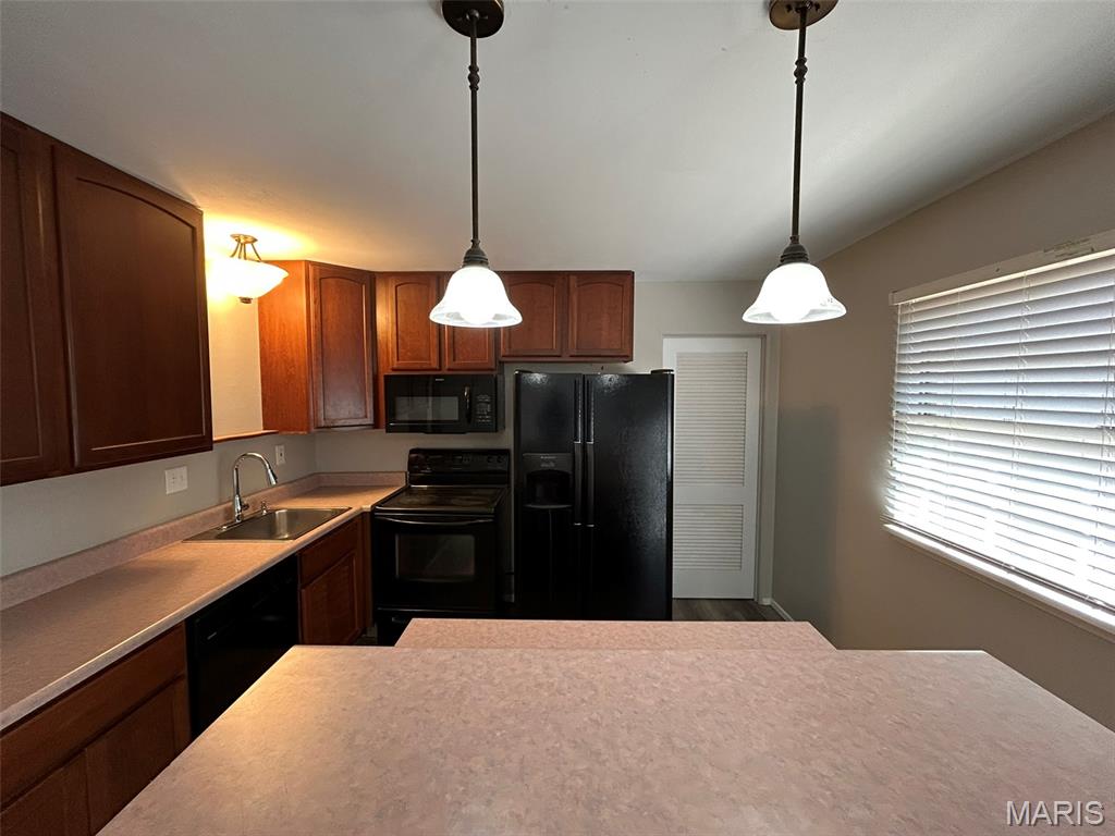 1750 Schuetz Road St. Louis, MO 63146 - Photo 9 of 19