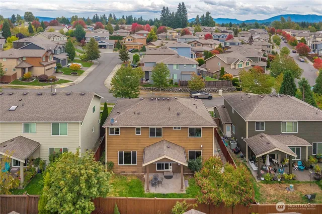 $775,000 | 28215 224th Avenue Southeast, Maple Valley, WA 98038