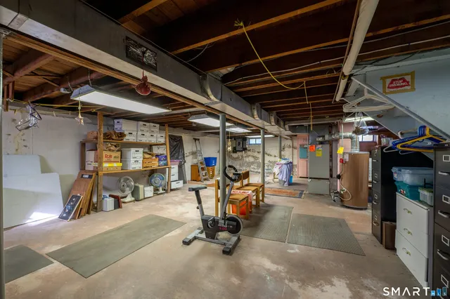 $344,900 | 25 River Road, East Haven, CT 06512