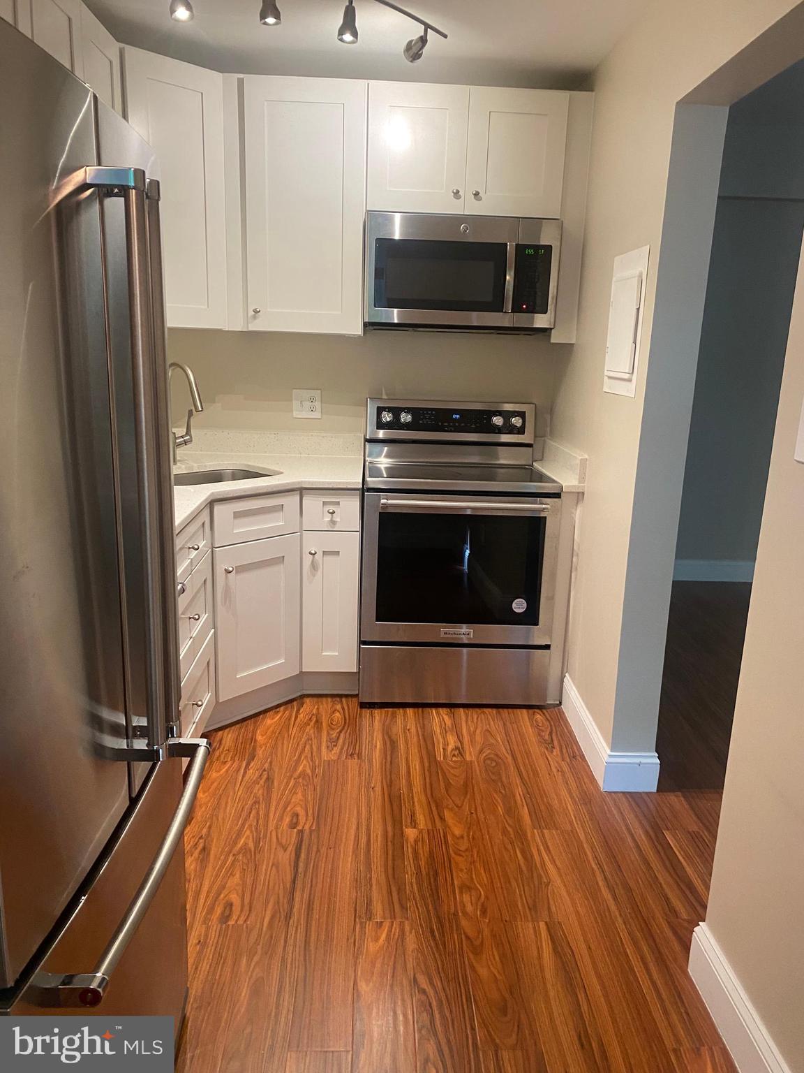 1905 North Rhodes Street, Unit 34 Arlington, VA 22201 - Photo 20 of 33