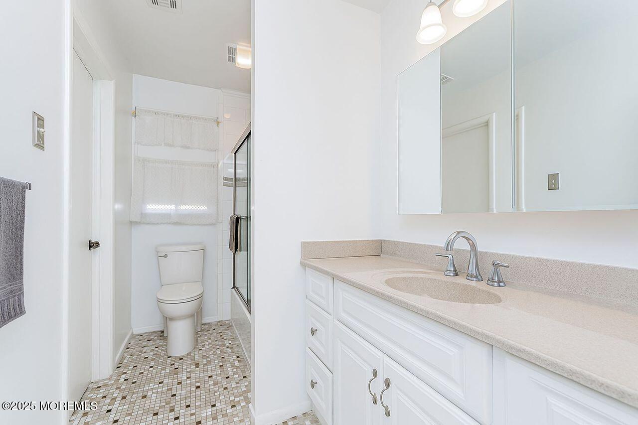 55 Tony Court Brick, NJ 08724 - Photo 11 of 19 tony bth