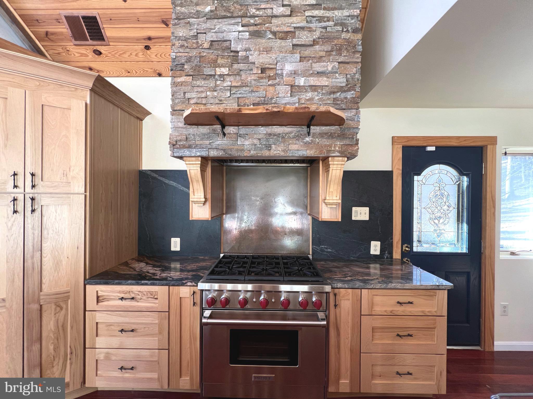 12889 Eagles View Road Phoenix, MD 21131 - Photo 18 of 45 Kitchen