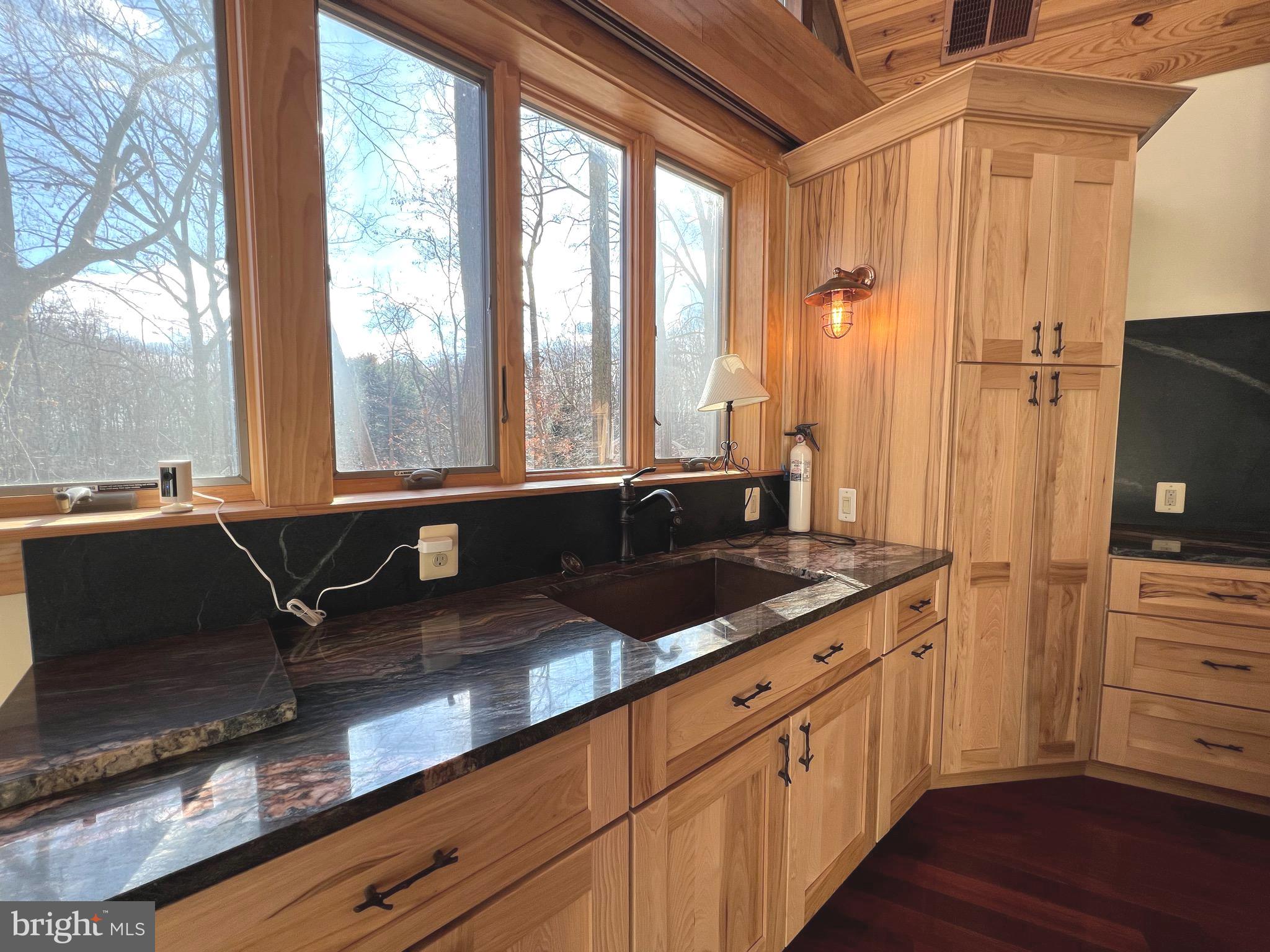 12889 Eagles View Road Phoenix, MD 21131 - Photo 22 of 45 Wet Bar